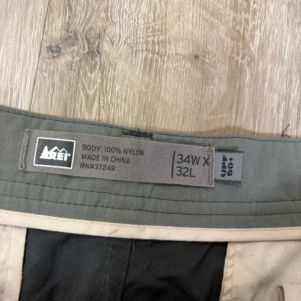 REI Adventure Pants Gray Loose Fit Mens 34x32 Gray Nylon Hiking Outdoors